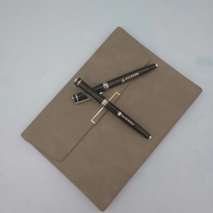 In bút bi làm quà tặng